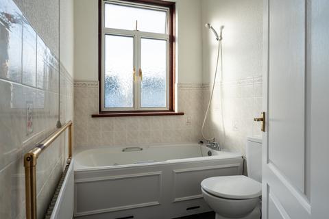 3 bedroom end of terrace house for sale, Nash Road, Newport NP19
