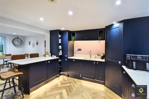 undefined, Westfield Terrace, Longford