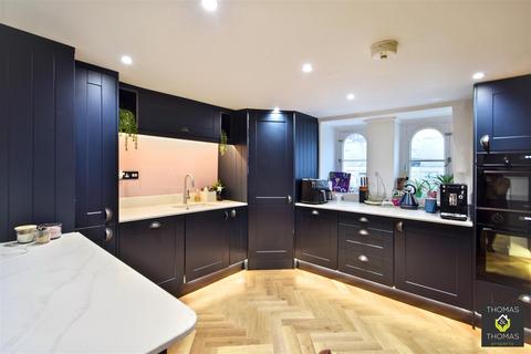 undefined, Westfield Terrace, Longford