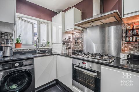 undefined, Reservoir Way, Hainaut, IG6