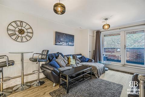 1 bedroom flat for sale, Marine Crescent, Hainault