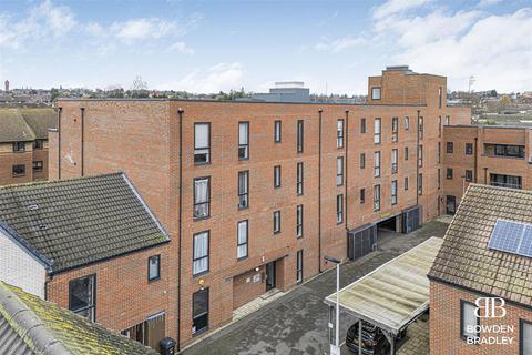 1 bedroom flat for sale, Marine Crescent, Echo House, IG6