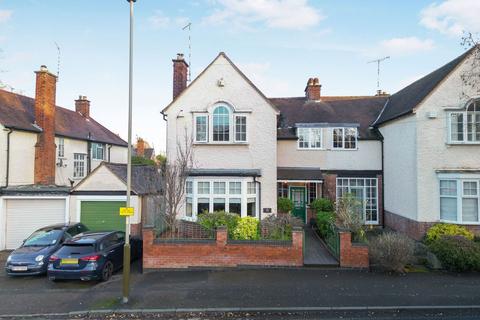 4 bedroom semi-detached house for sale, Guilford Road, Stoneygate LE2