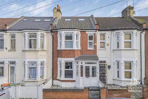 4 bedroom terraced house for sale, Northfield Road, East Ham