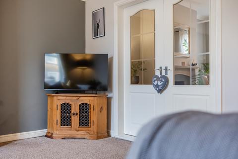 2 bedroom terraced house for sale, Darwen Road, Bromley Cross, Bolton, BL7