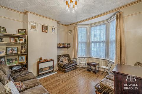 3 bedroom terraced house for sale, Studley Road, Forest Gate