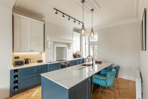 2 bedroom flat for sale, Queens Terrace, Jesmond, Newcastle upon Tyne