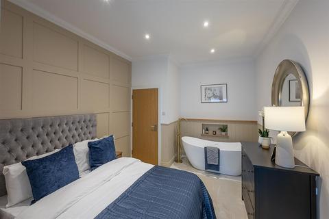 2 bedroom flat for sale, North Parade, Whitley Bay