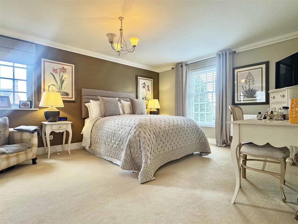 Master Bedroom.jpg