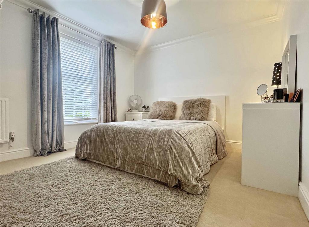 Bedroom 3.jpg