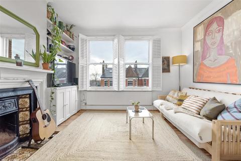 1 bedroom flat for sale, Quernmore Road, London N4