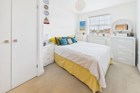 2 bedroom flat for sale, Hancock Way, Shoreham by Sea