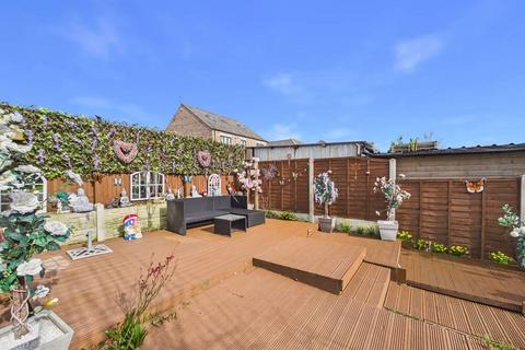 undefined, Holywell Lane, Castleford