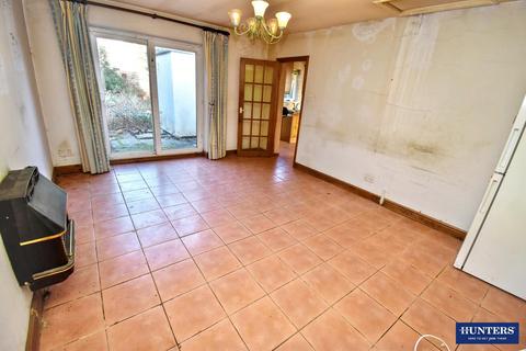 2 bedroom end of terrace house for sale, Sturdee Road, Leicester