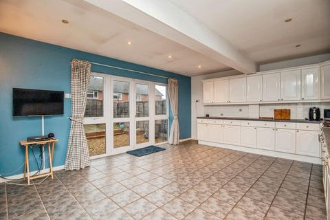 3 bedroom terraced house for sale, Pentwyn Avenue, Hereford HR2