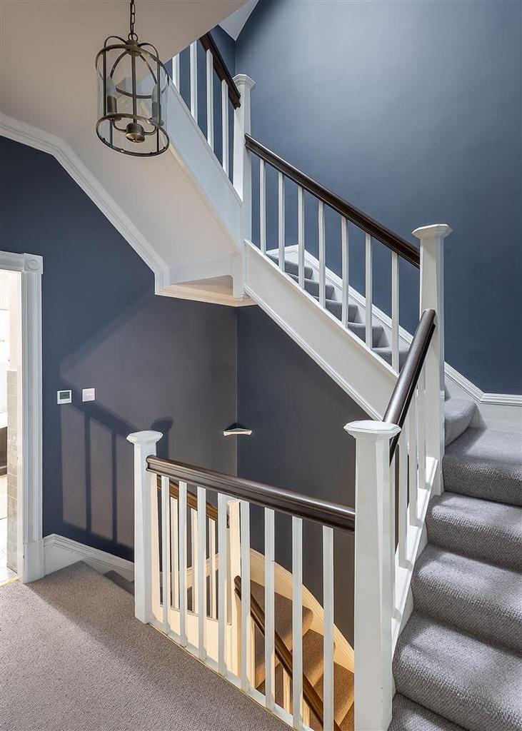 1st Floor Landing
