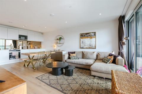 1 bedroom flat for sale, Buckhold Road, London
