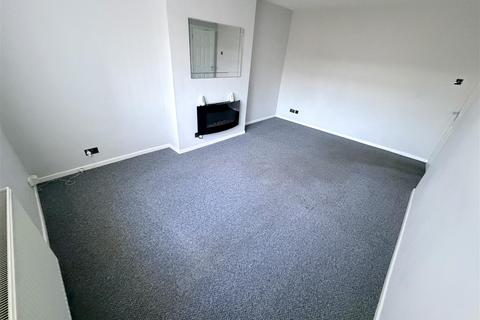2 bedroom maisonette for sale, Devon Close, Nuneaton
