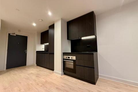1 bedroom flat to rent, Waterhouse Gardens, Manchester