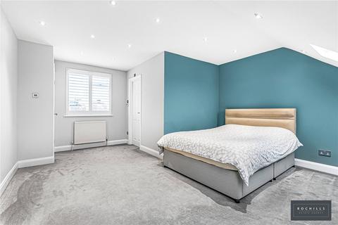 undefined, Cottimore Avenue, Walton-on-Thames, Surrey, KT12