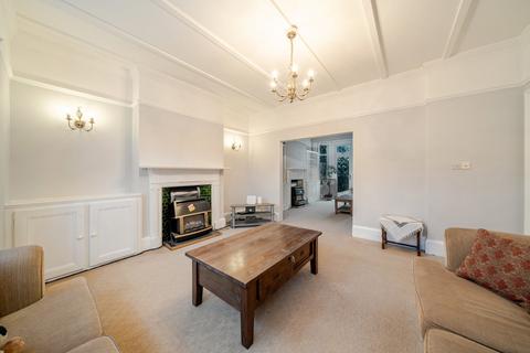 4 bedroom end of terrace house to rent, Cricklade Avenue, London, SW2