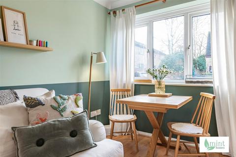 undefined, Briar Walk, West Byfleet KT14