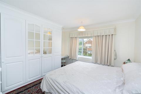 2 bedroom detached bungalow for sale, Wendel Avenue, Leeds LS15