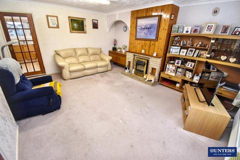 3 bedroom end of terrace house for sale, Homestone Gardens, Leicester