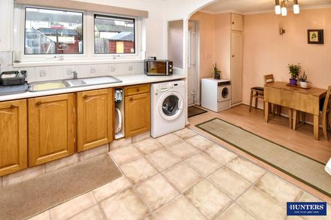3 bedroom end of terrace house for sale, Homestone Gardens, Leicester