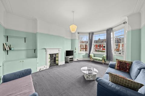 1 bedroom flat for sale, Hamilton Road, London, NW10 1NX