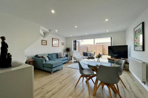 undefined, Dryleaze Court, Wotton-Under-Edge