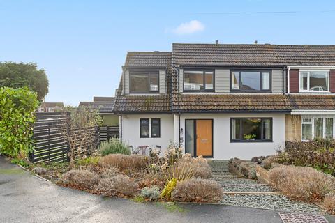 Rombalds Crescent, Silsden, Keighley, West Yorkshire, BD20