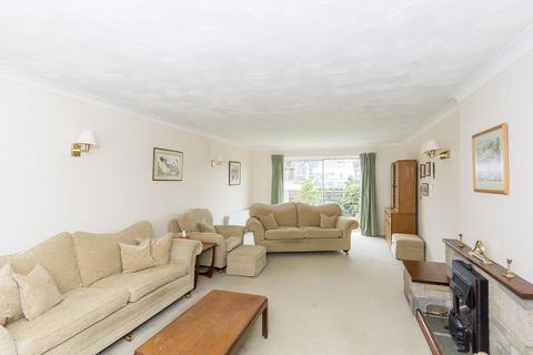 4 bedroom detached house for sale, Leyton Close, Lutterworth