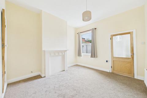 2 bedroom end of terrace house to rent, Charles Road, Stourbridge