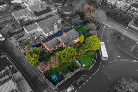 3 bedroom detached bungalow for sale, Worcester WR2