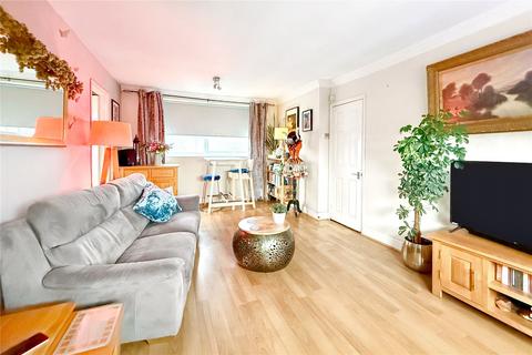 2 bedroom flat for sale, Robina Court, London Road, Swanley, Kent, BR8