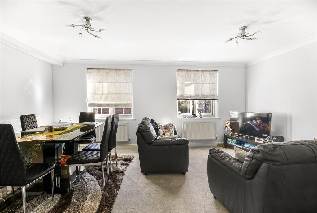 Living/Dining Room