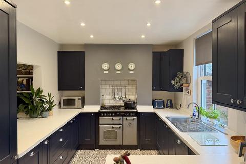 5 bedroom semi-detached house for sale, St. James Road, Hereford
