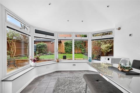 2 bedroom end of terrace house for sale, Wallcroft Close, Binfield, Bracknell, Berkshire, RG42