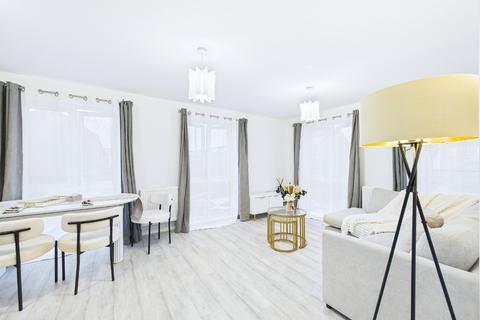 2 bedroom flat for sale, Fairlane Drive, South Ockendon, Essex, RM15