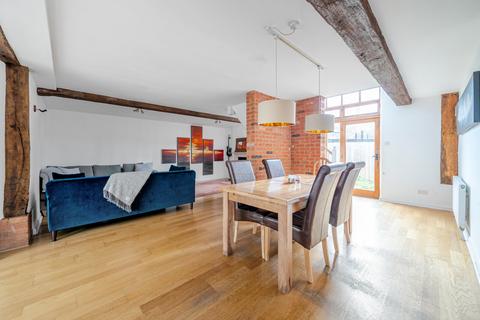 3 bedroom semi-detached house for sale, Hatch Farm Mews, Addlestone, Surrey, KT15