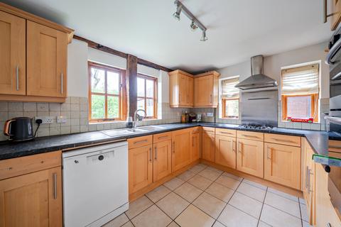 3 bedroom semi-detached house for sale, Hatch Farm Mews, Addlestone, Surrey, KT15