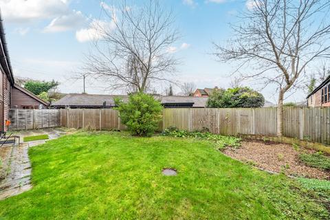 3 bedroom semi-detached house for sale, Hatch Farm Mews, Addlestone, Surrey, KT15