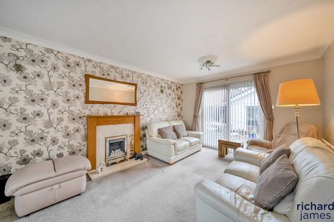 3 bedroom detached house for sale, Primrose Close, Haydon Wick, Swindon, SN25