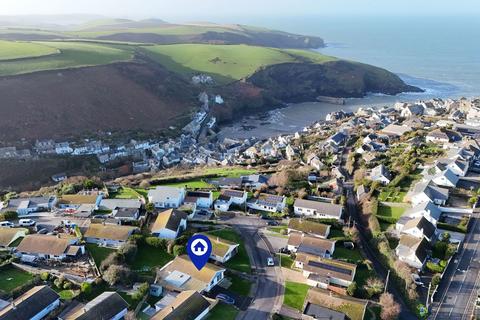 undefined, Silvershell Road, Port Isaac PL29