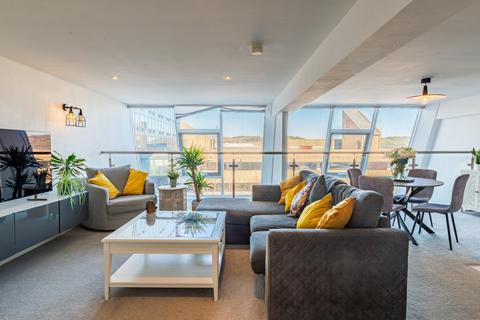 2 bedroom flat for sale, Flat 52 Old Arts College, Newport NP19