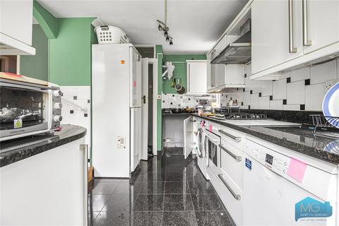 5 bedroom semi-detached house for sale, Hillcrest Gardens, London, N3