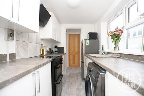 2 bedroom house for sale, Edinburgh Road, Lowestoft, NR32