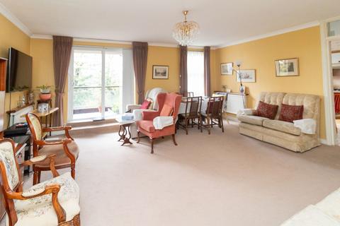 3 bedroom apartment for sale, Canons Corner, Edgware, HA8