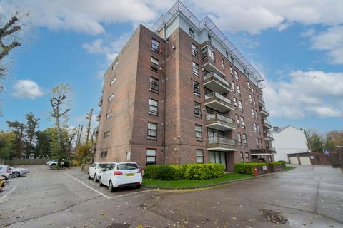 3 bedroom apartment for sale, Canons Corner, Edgware, HA8
